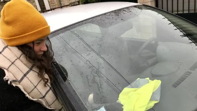 Caen Le Gilet Jaune Précieux Sésame Aux Ronds Points