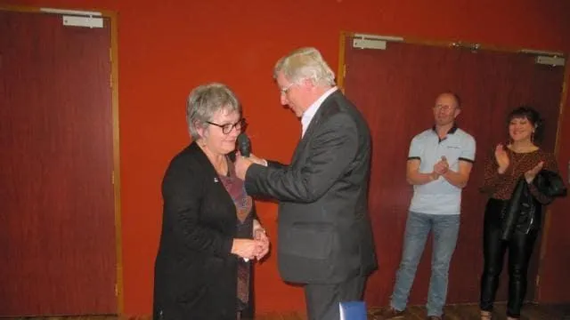 Sainte Honorine La Chardonne Deux Medailles Pour 37 Ans De