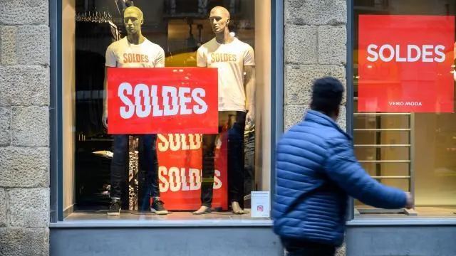 Soldes D Hiver A Paris Les Mouvements Sociaux Ont Pese Sur