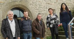 actu cin&eacute;ma  andré le moustarder, réalisateur ; nicolas martin, producteur local de cidre ; michel le brustiec, membre de l’association poar ar' leur ; sylvie péresse, adjointe à la culture ; lucrecia soares, du service culturel. 