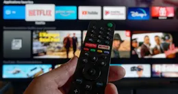 actu cin&eacute;ma  la chronologie des médias en france a été rénovée le 24 janvier 2021, ce qui permet notamment à canal + et aux plateformes comme netflix, disney +, amazon vidéo… de diffuser des films plus rapidement après leur sortie au cinéma. 