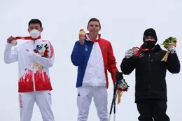 photo  triple champion paralympique en titre, le skieur alpin arthur bauchet vise cinq titres, en cinq courses, aux jeux paralympiques de milan-cortina 2026. 